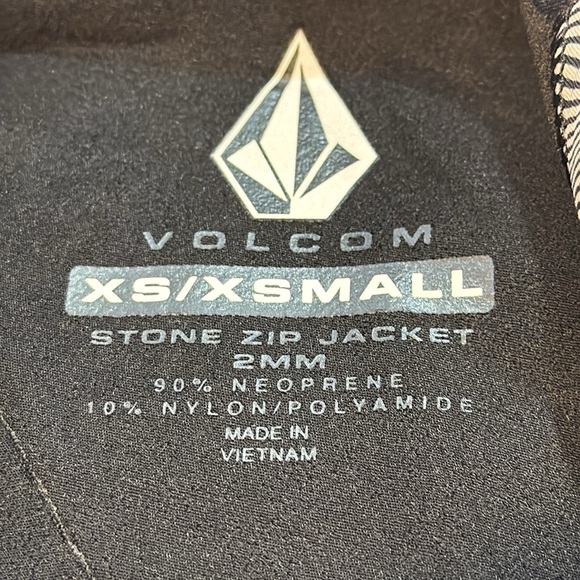 Volcom | Swim Deadly Stones Neoprene Wetsuit Jacket in Black Gray Rash-guard XS - Picture 11 of 14